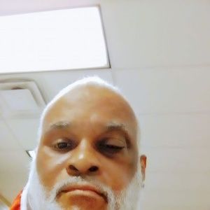 Meet your Posher, Clarence